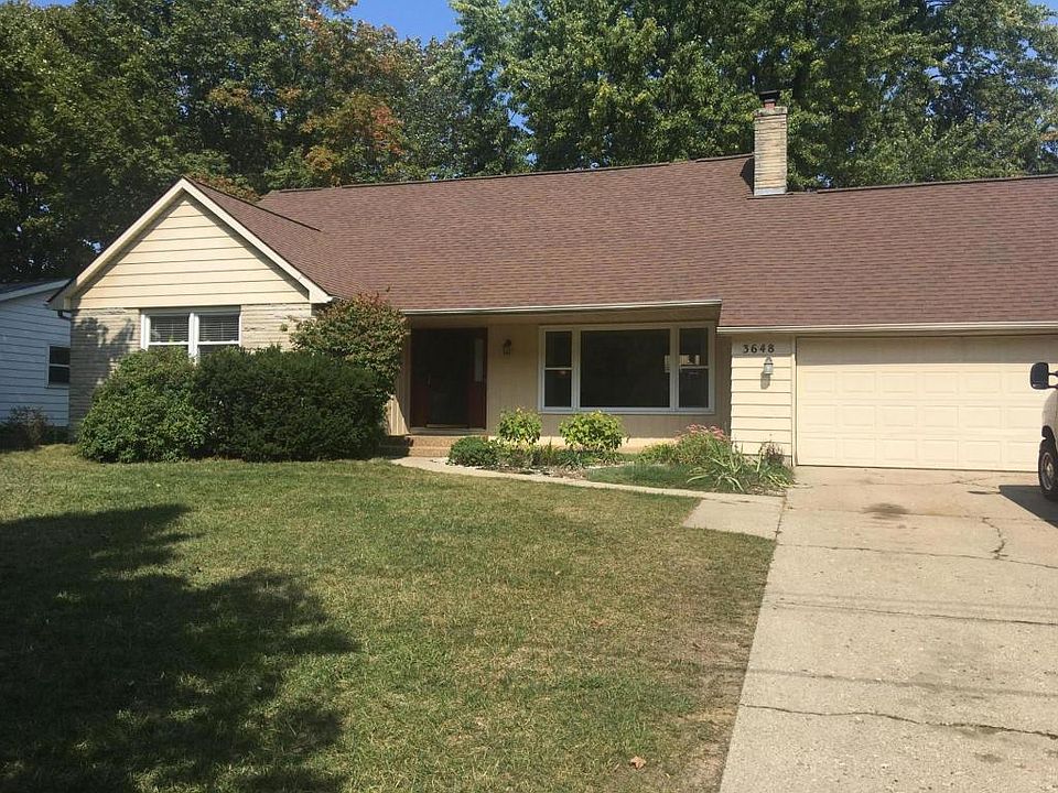 1st image of 3648 Barrington Dr