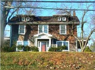 1122 4th St, Jackson, MI 49203