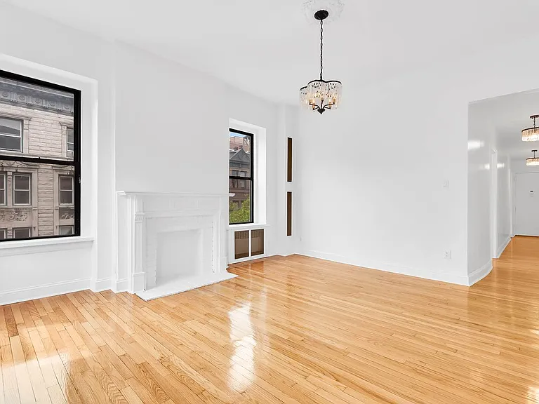 101 W 74th St #4E — Photo 3
