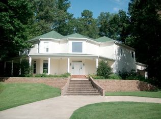 704 Long Meadow Dr, Oxford, MS 38655