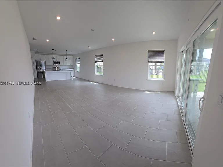 10500 SW Vasari Way — Photo 16