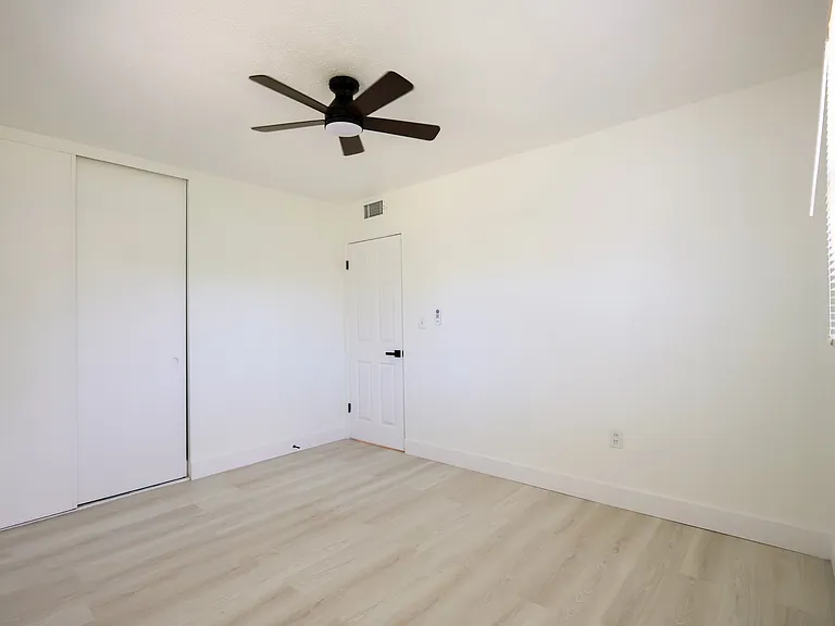 1810 Dixon Blvd — Photo 29