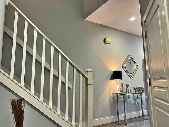 4th image of 2183 Oakland Grove Pl
