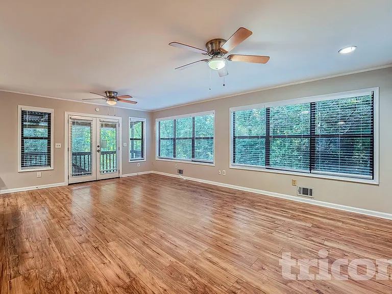 134 Little Brook Dr — Photo 10