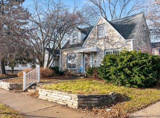 1669 S 56th St, West Allis, WI 53214