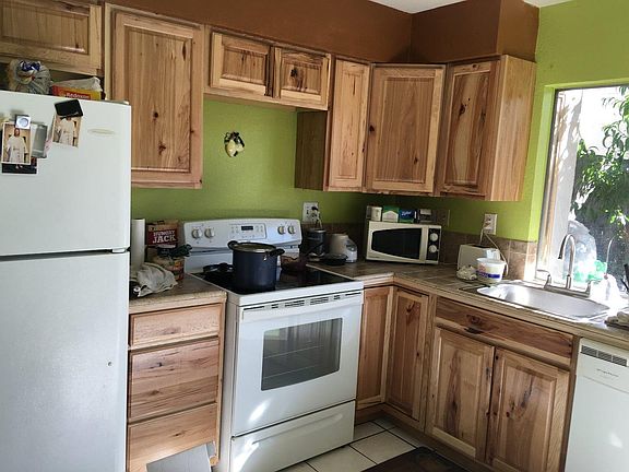 4th image of 3590 Topock Ct