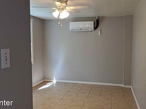 5th image of 2719 W Maryland Ave #1