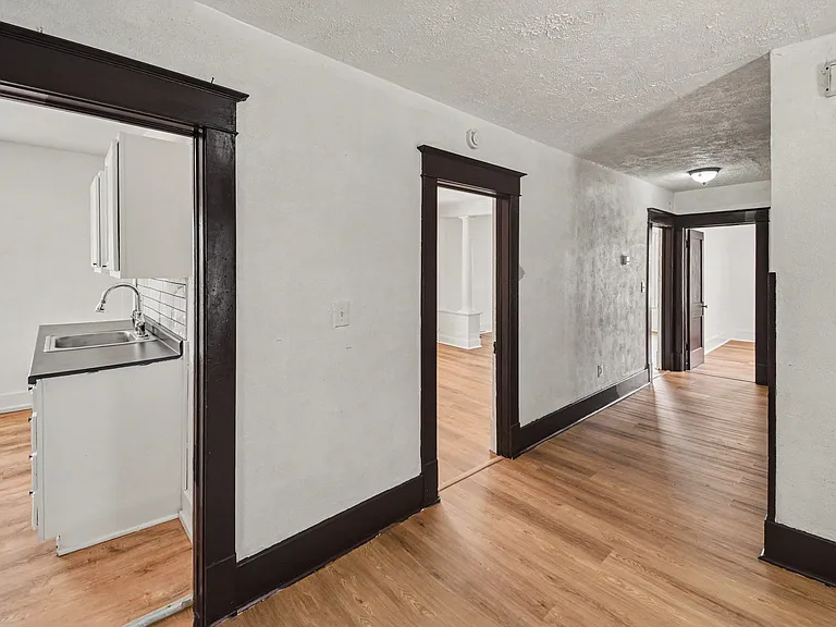 29 Coldbrook St NE #2 — Photo 7