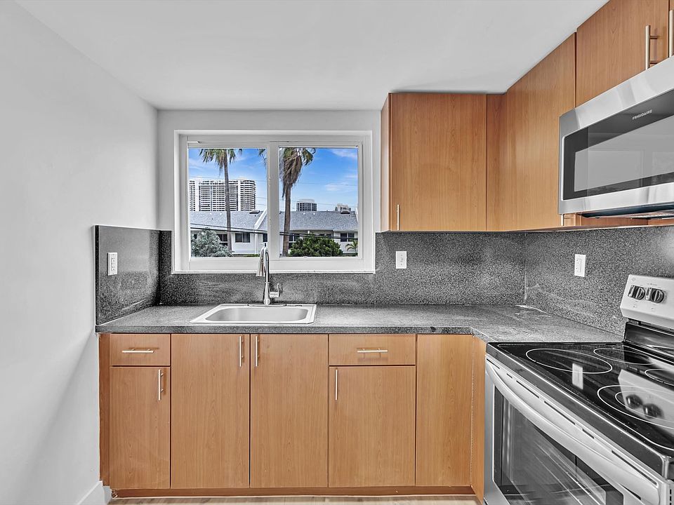 1st image of 3636 NE 168th St #304