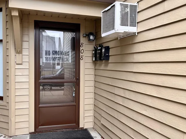 808 Bridge St NW, Grand Rapids, MI