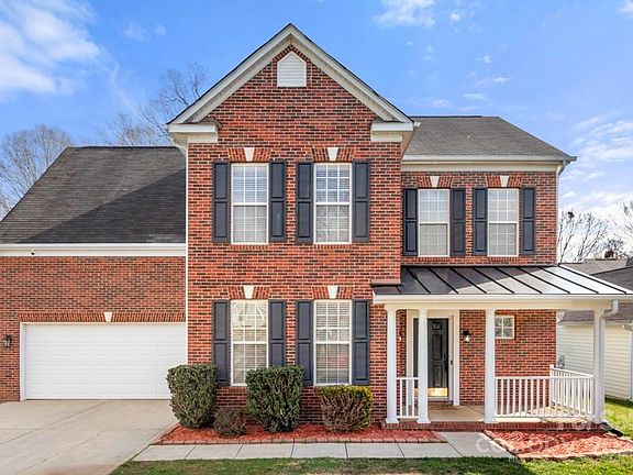 2nd image of 1001 Secret Garden Ct