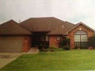 511 Hampton Ct, Ada, OK 74820