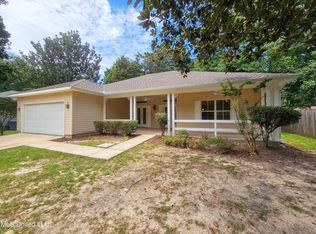 9508 Live Oak Ave, Ocean Springs, MS 39564