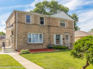 1620 Broadway St, Melrose Park, IL 60160