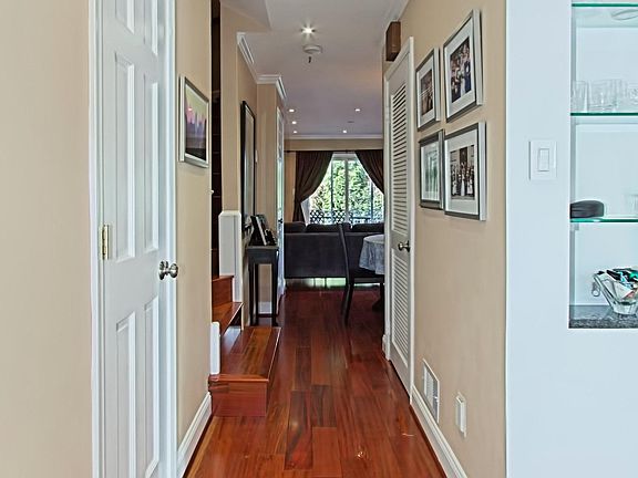 5th image of 1470 N Quinn St