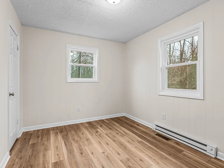 2043 Bishop Rd — Photo 9