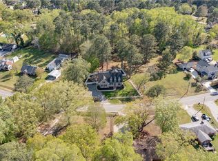 2616 Seaford Rd, Seaford, VA 23696