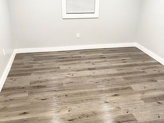 2nd image of 1538 Bradley Ave #B