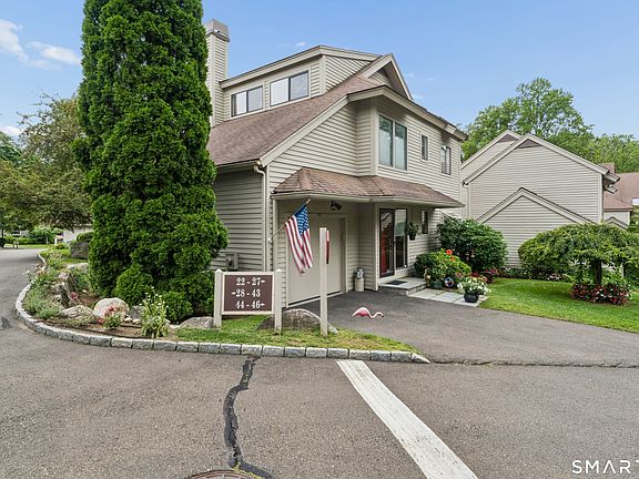 3rd image of 320 Strawberry Hill Avenue #46