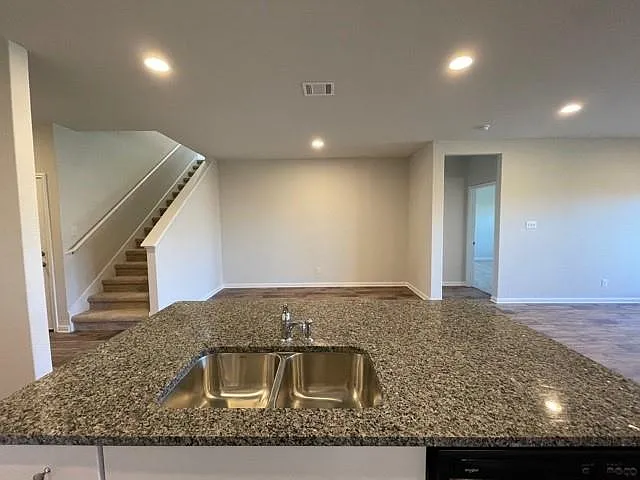 322 Northshore Trl — Photo 11