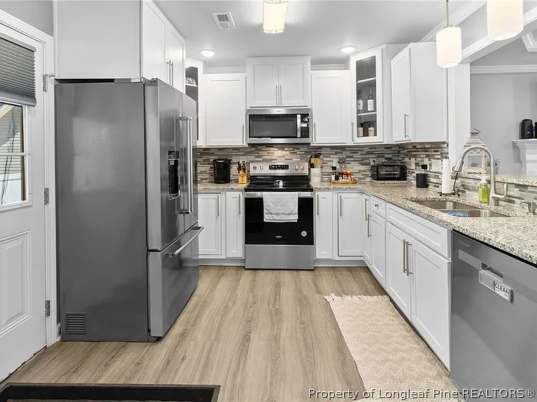 5608 Duncan St — Photo 7