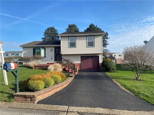 744 N Gross St, Conway, PA 15027