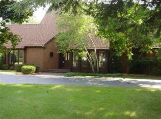 2548 Olde Brookside Dr, Toledo, OH 43615