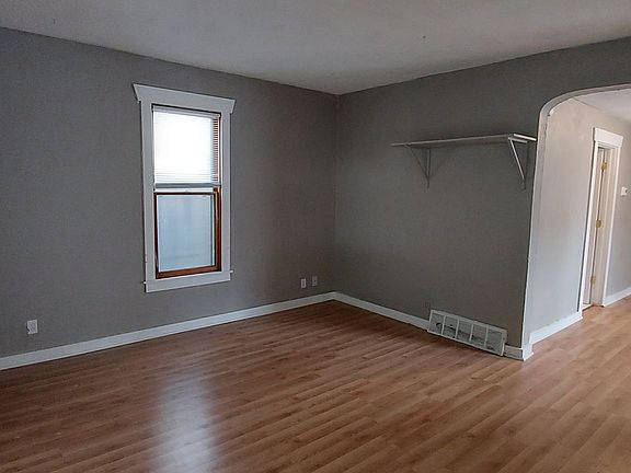 5th image of 2510 Upton Ave N