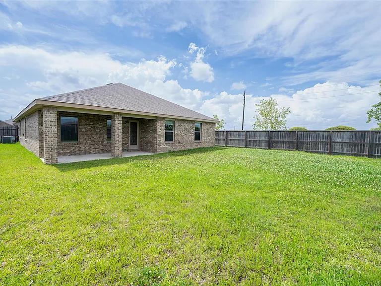 1503 Custer Ridge Ct — Photo 17