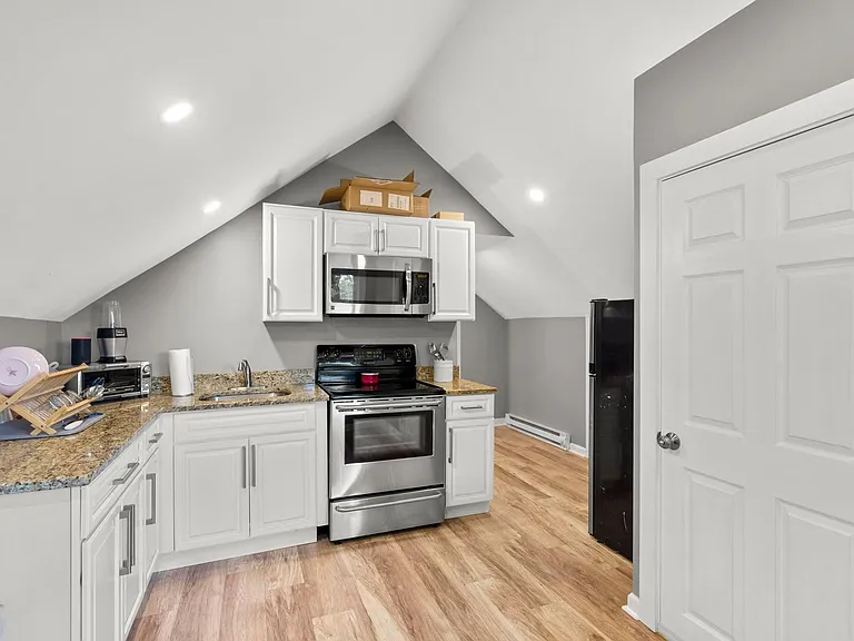 143 Washington Cir #3 — Photo 24