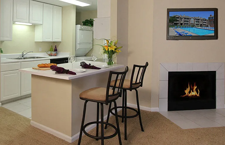 LionsGate Apartments — Photo 3