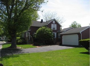 25 Rockland Ave, Stratford, CT 06614