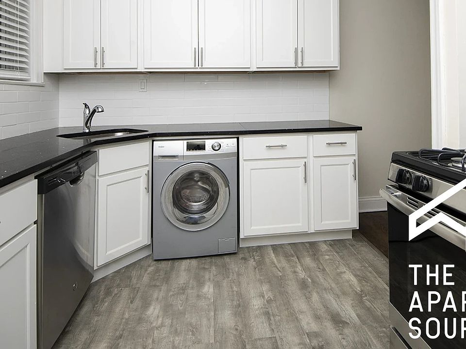1st image of 1130 Maple Ave APT 1