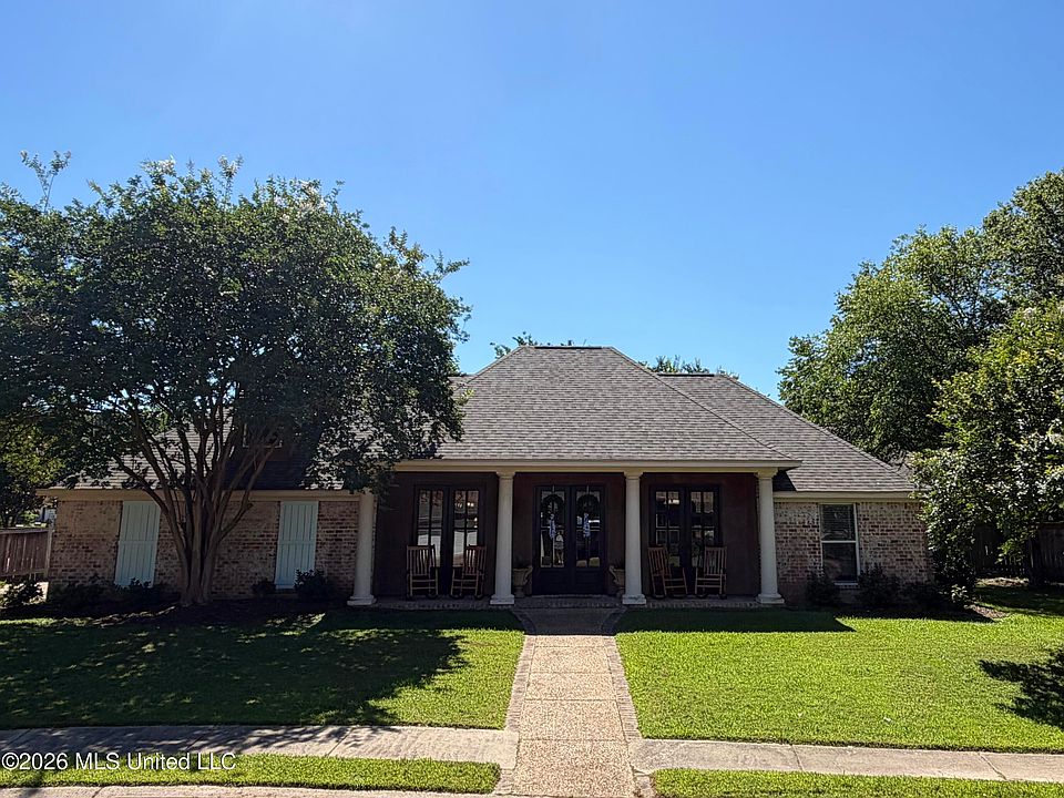 1st image of 285 Lighthouse Ln