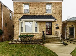 2735 W Rascher Ave, Chicago, IL 60625