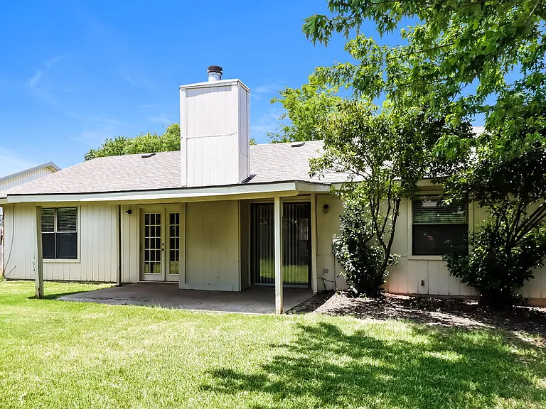 226 Lemon Dr — Photo 15