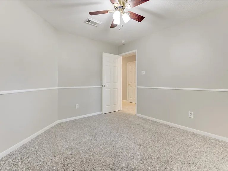 12207 Lakewood Glade Ct — Photo 40