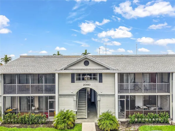 20680 NE 4th Ct APT 206, Miami, FL 33179