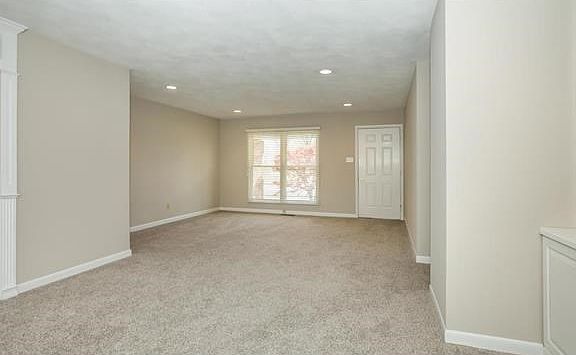 3rd image of 5273 Cathedral Dr