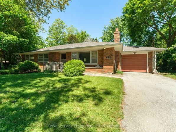 21 Warriner St, Whitchurch Stouffville, ON L4A 4T9