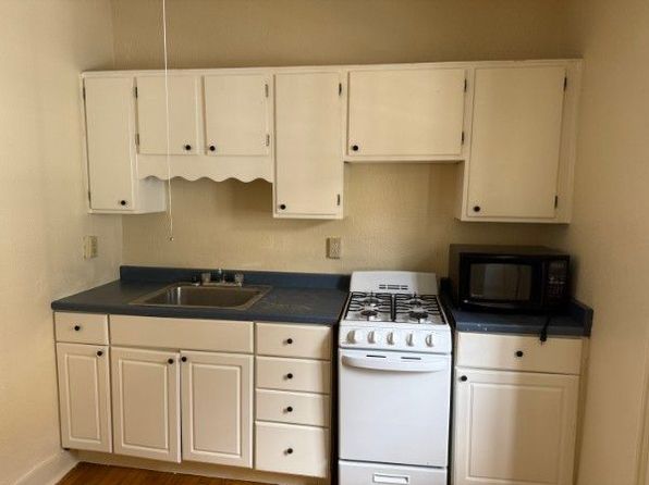 42 S Main St #3