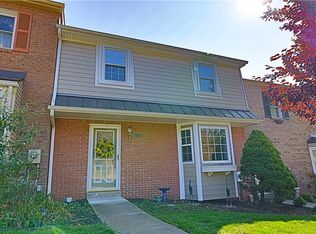 1158 Queens Dr, Coraopolis, PA 15108