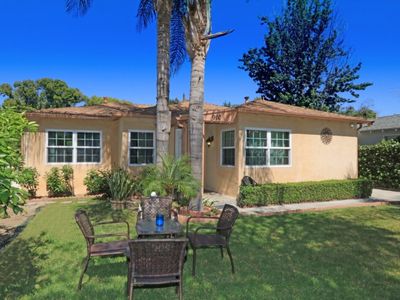910 N Orchard Dr, Burbank, CA, 91506