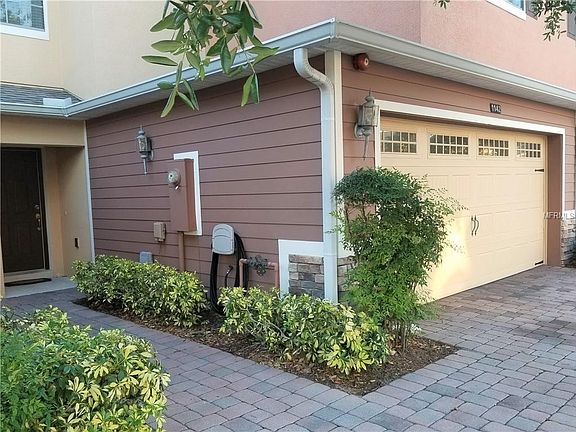 2nd image of 1142 Priory Cir