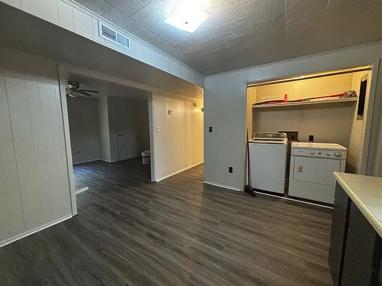 19115 Colonel Glenn Rd — Photo 3