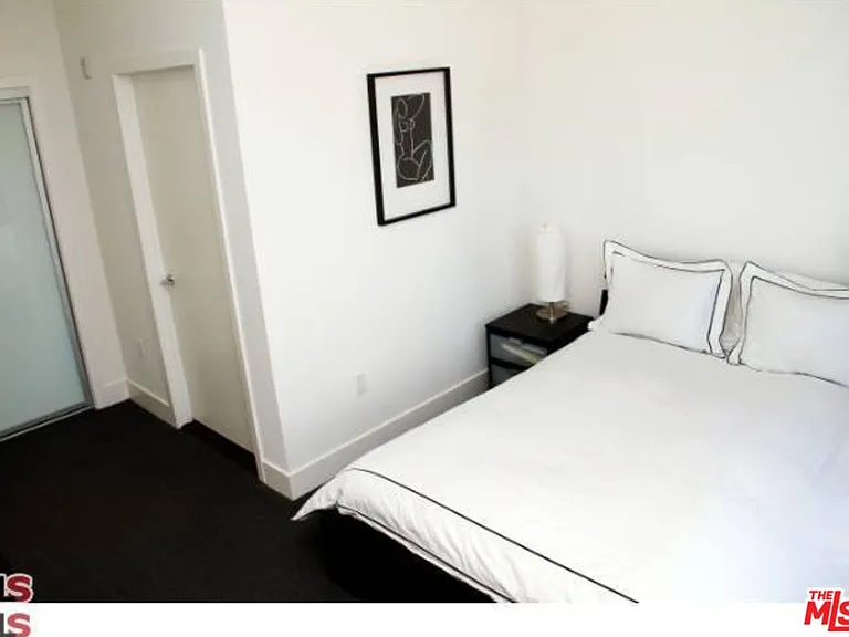 1700 Sawtelle Blvd #Penthouse 16 — Photo 8