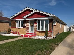 15541 6th Ave, Phoenix, IL