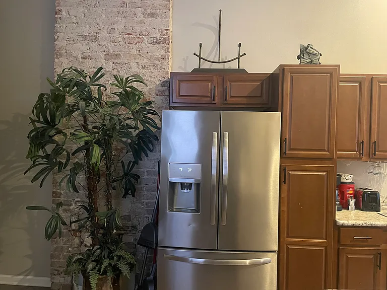 123 N Miro St — Photo 4