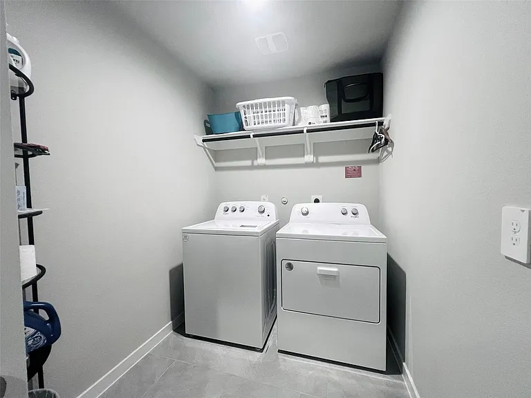 3315 Dagostino Creek Dr — Photo 21