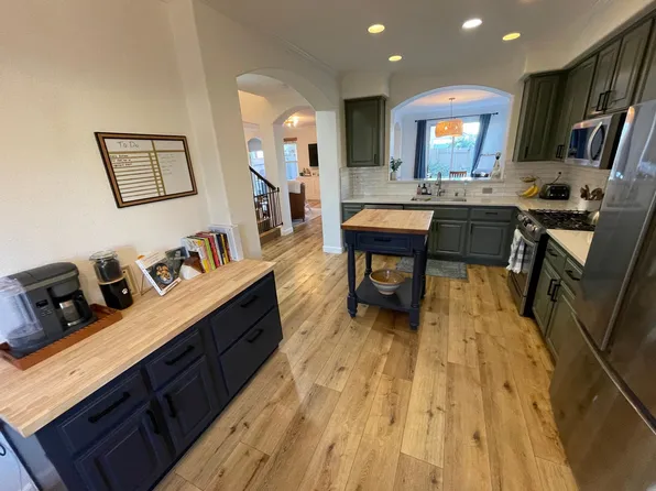 2220 Catherwood Way, Sacramento, CA 95835
